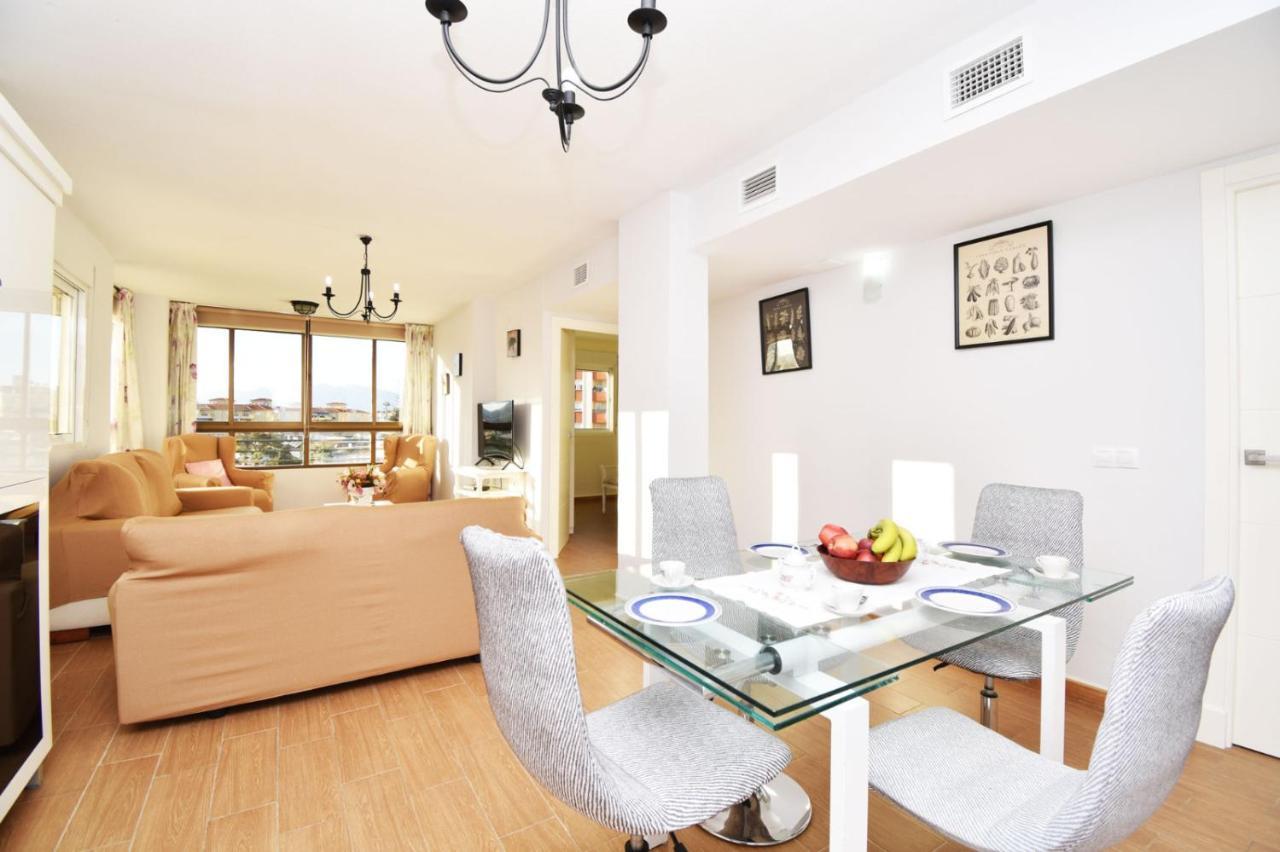 Apartamento Familiar Torresol Фуeнхирола Екстериор снимка