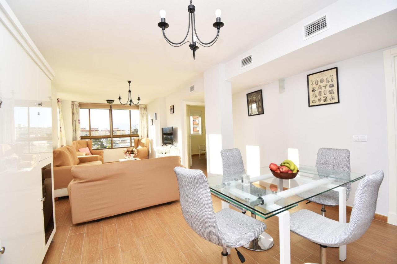 Apartamento Familiar Torresol Фуeнхирола Екстериор снимка