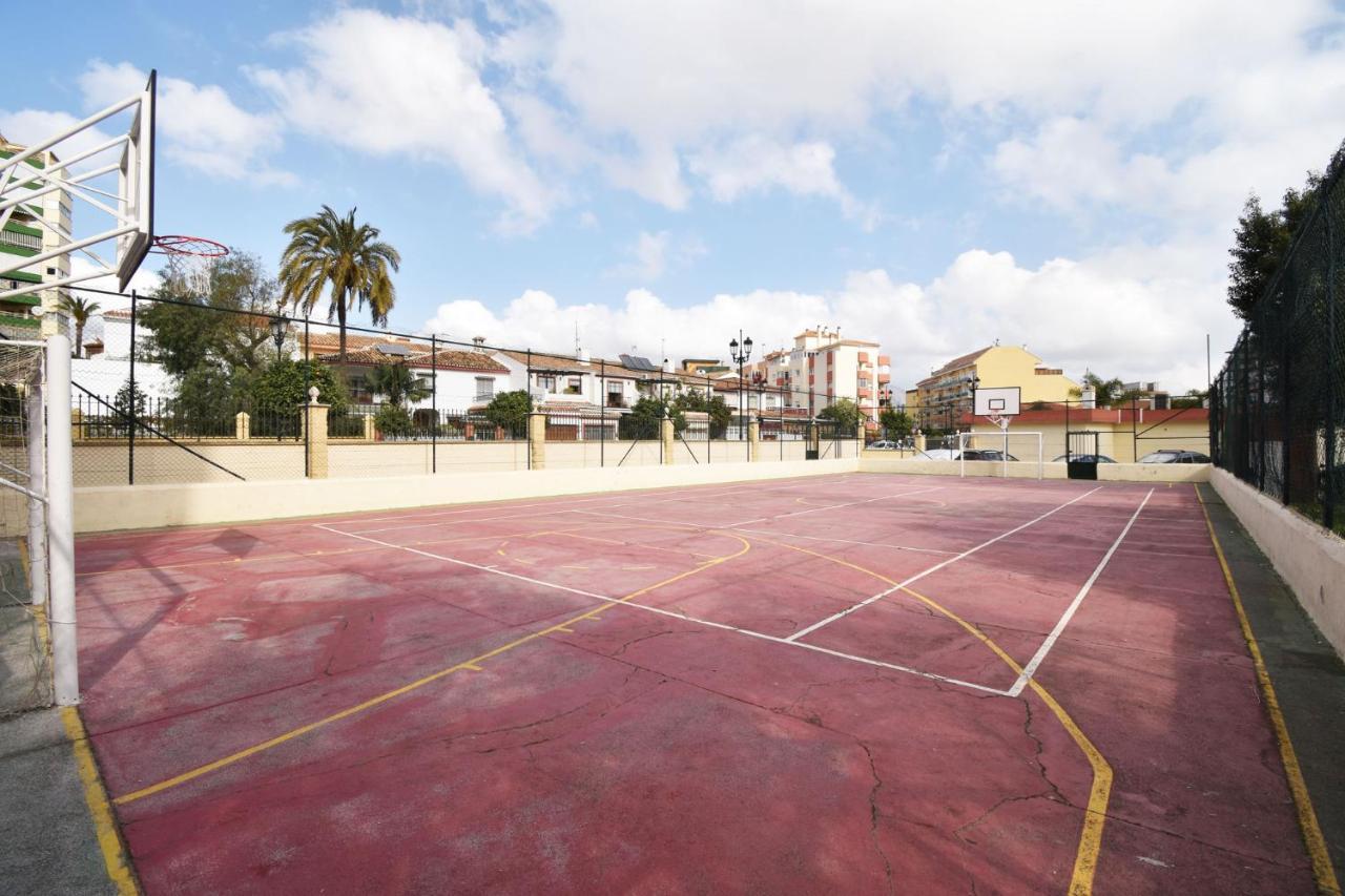 Apartamento Familiar Torresol Фуeнхирола Екстериор снимка